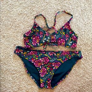 Green Floral Bikini Set🌺🌸💚